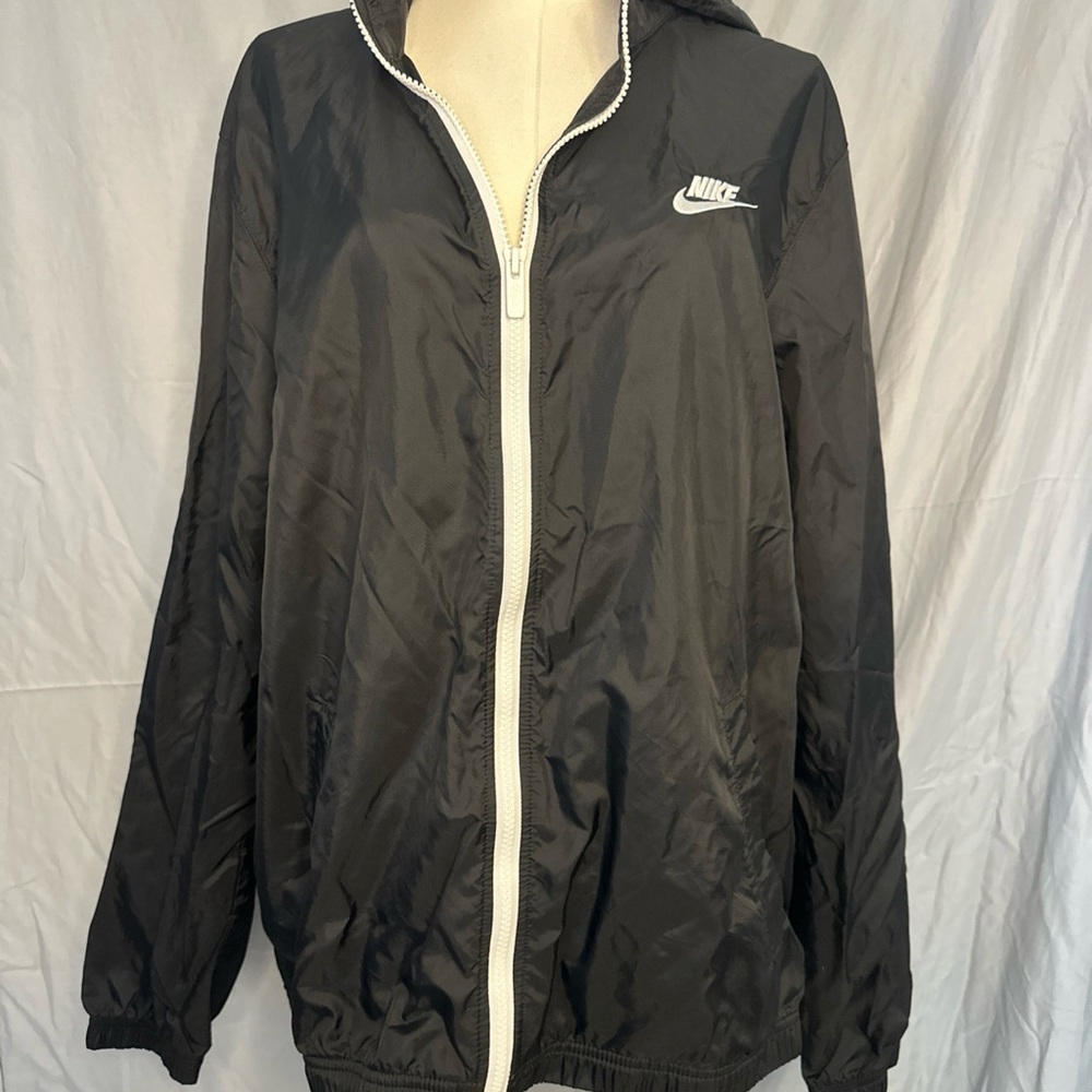 Nike Windbreaker Jacket Black and White Size Large Full Zip